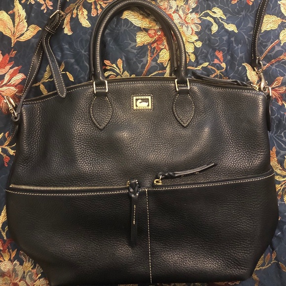 Dooney & Bourke Handbags - Dooney & Bourke large black leather satchel bag